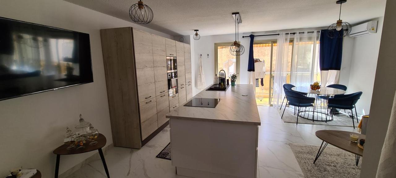 En Exclusivite T3 A 2 Pas Des Plages De St Raphael Saint-Raphael  Luaran gambar